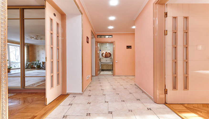 Аренда семейной элитной недвижимости в центре Кишинева: 3 комнаты, 2 спальни, 90 m²